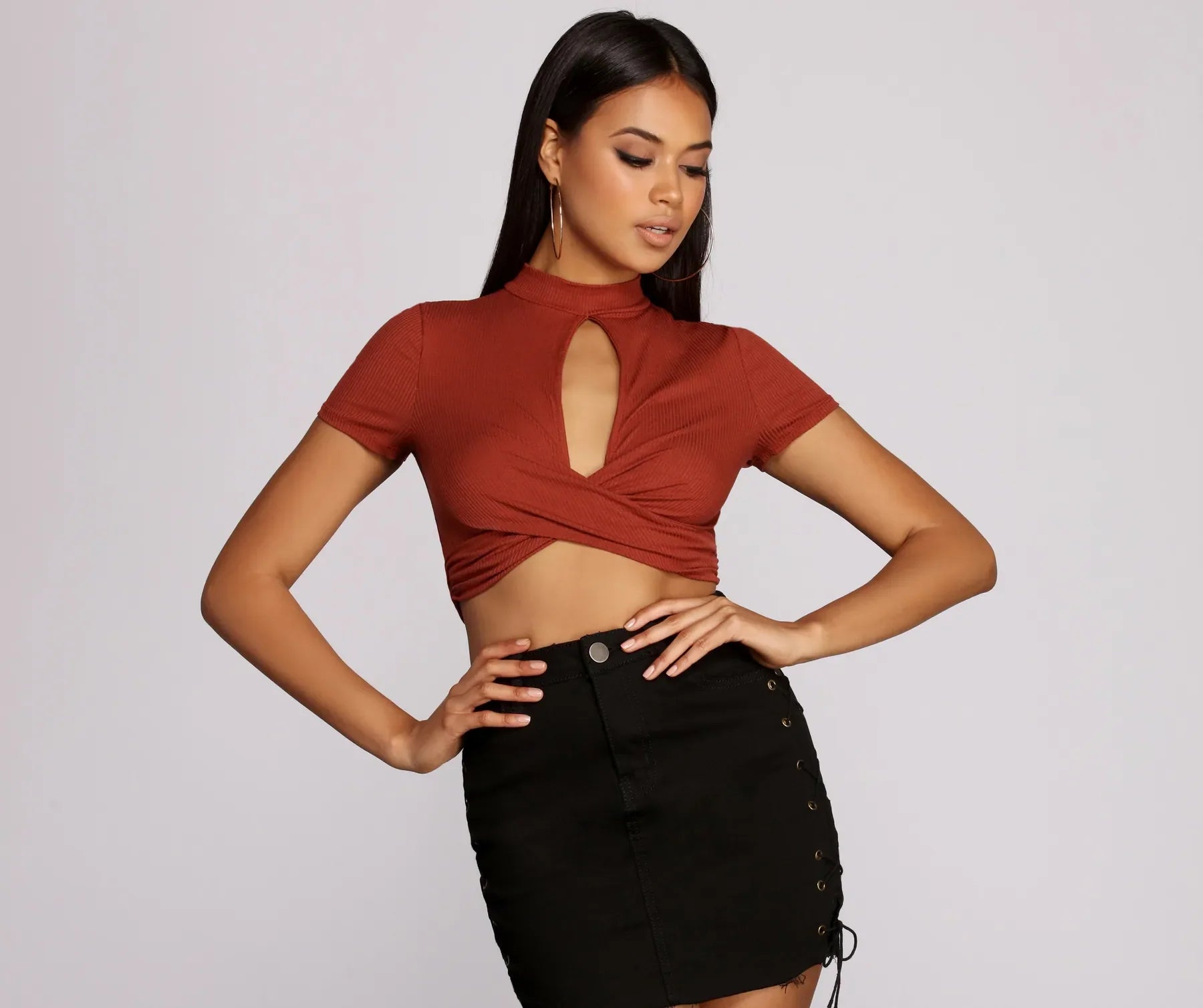 Issa Mood Keyhole Crop Top