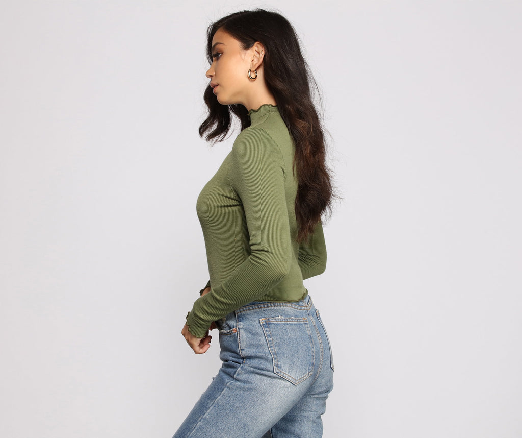 Chic Cropped Ribbed Mock Neck Top
