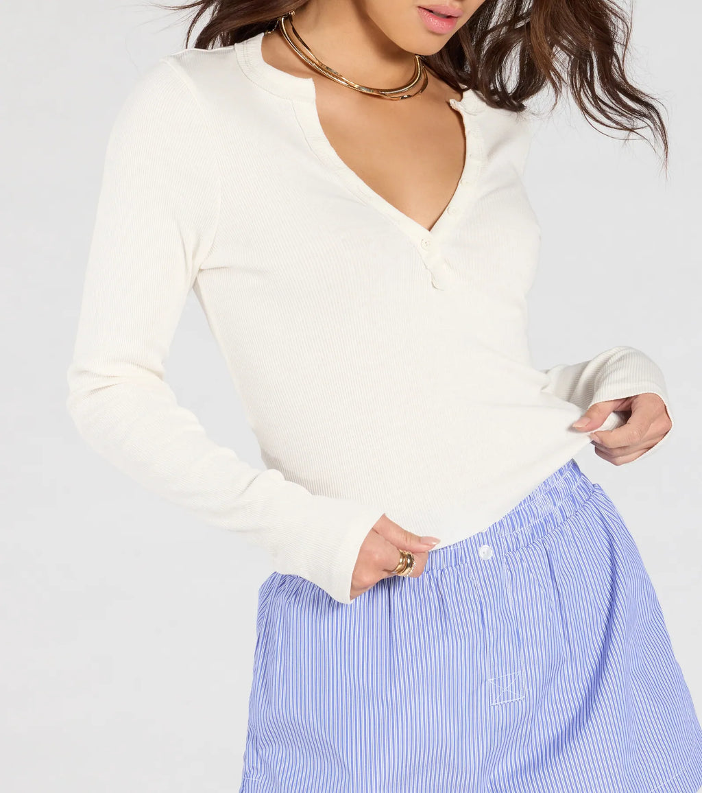 Cute Guarantee Long Sleeve Henley Crop Top